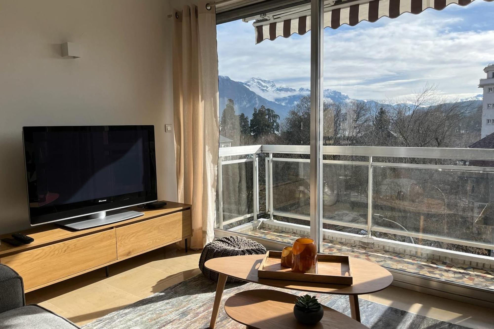 Tournette-Comfortable And Quiet Luxury Apartment Annecy Luaran gambar