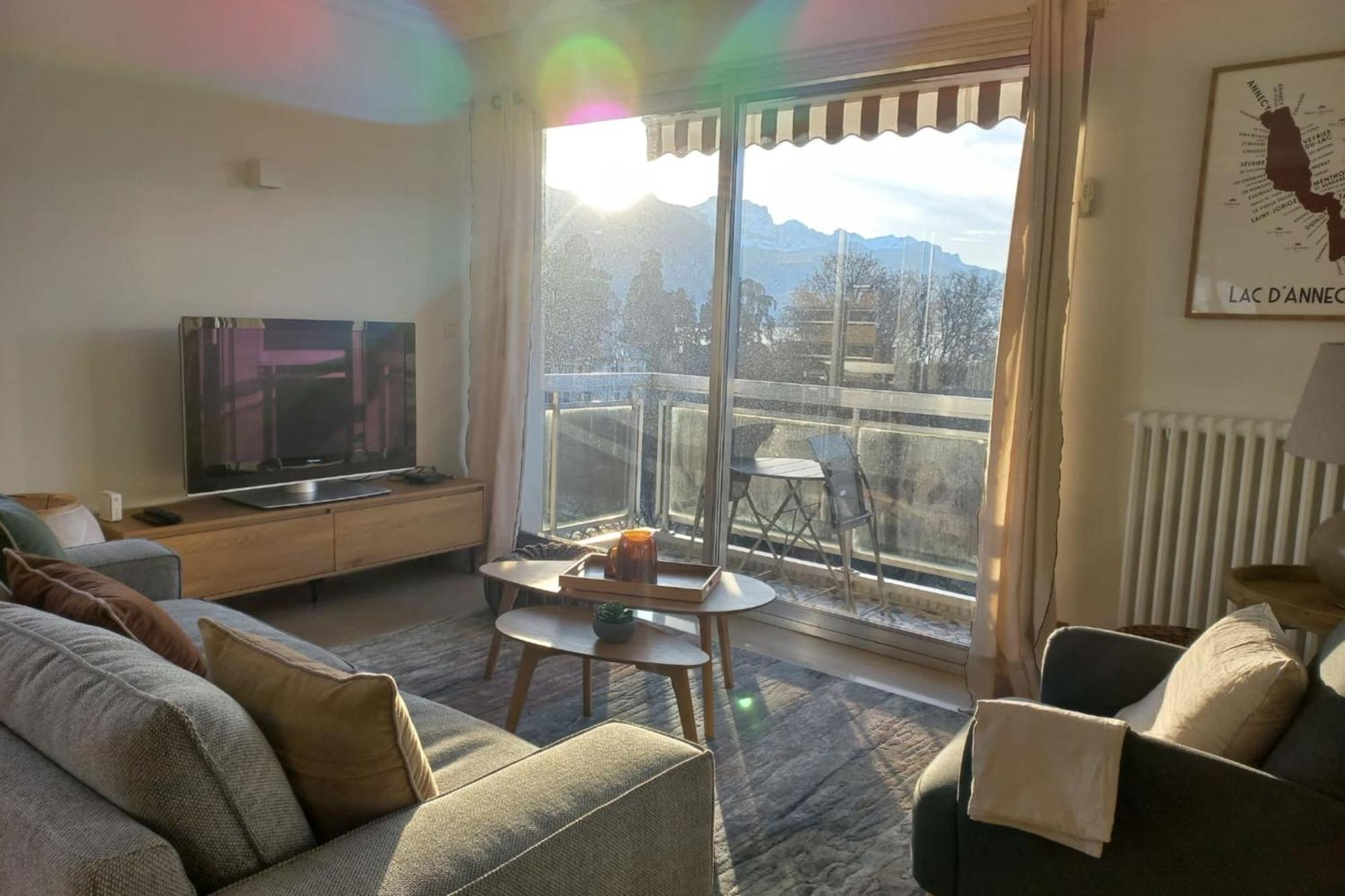 Tournette-Comfortable And Quiet Luxury Apartment Annecy Luaran gambar