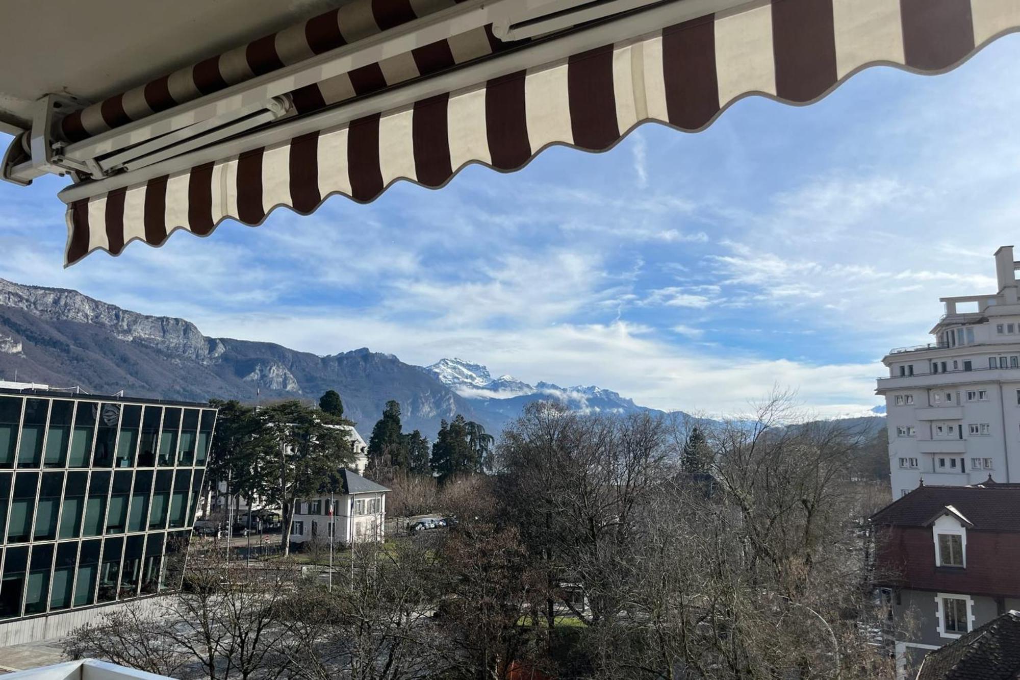 Tournette-Comfortable And Quiet Luxury Apartment Annecy Luaran gambar
